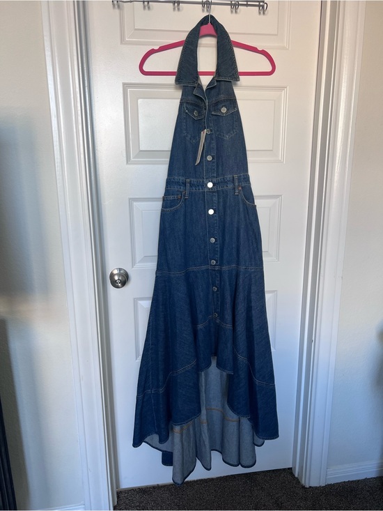 Alice + Olivia Dresses & Skirts - Alice + Olivia Medium Blue Denim Button-Front Dress